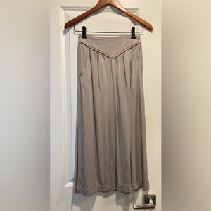 Light gray XS Wilfred midi skirt